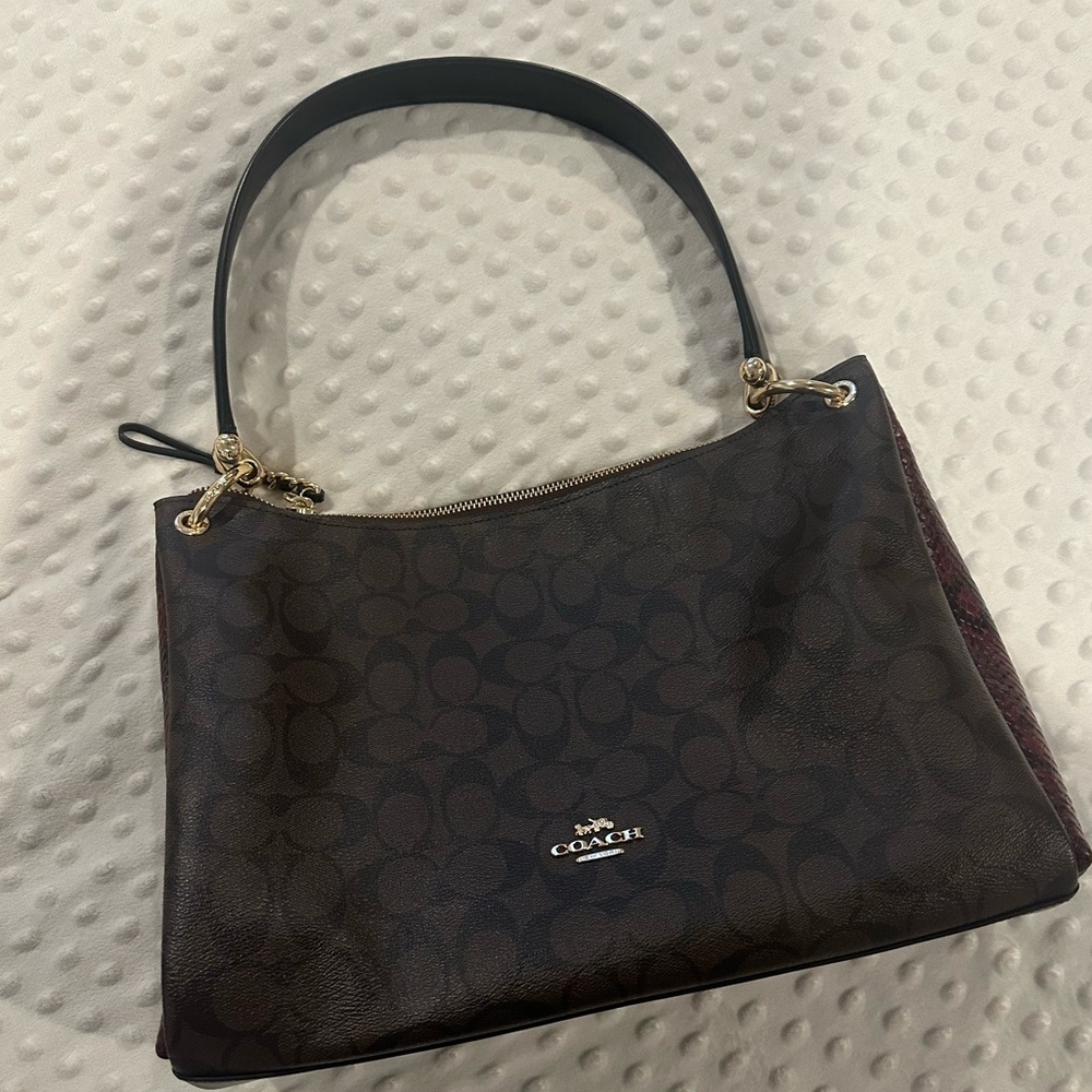 NEW**** Coach Hobo